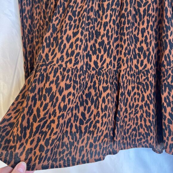 GAP Brown Black Animal Print Ruffled Aline Cropped Blouse Size Medium Petite - Picture 7 of 8